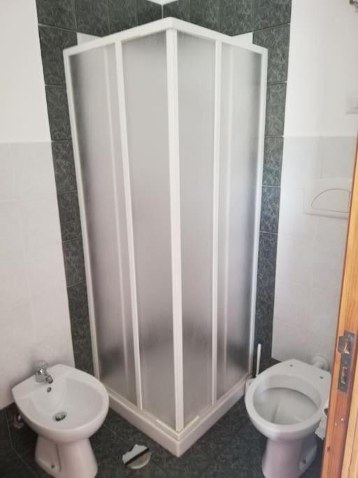 Appartement La Casa Di Periferia à Bari Extérieur photo