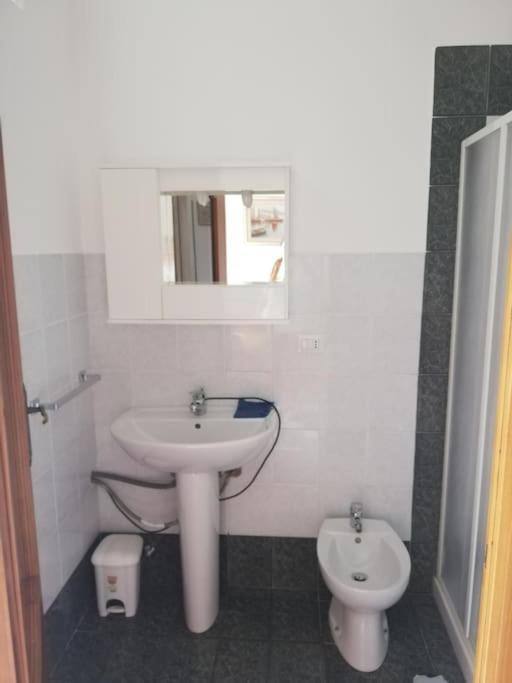 Appartement La Casa Di Periferia à Bari Extérieur photo